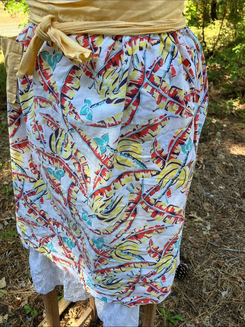 1940’s -1950’s banana silk screened linen handmade apron